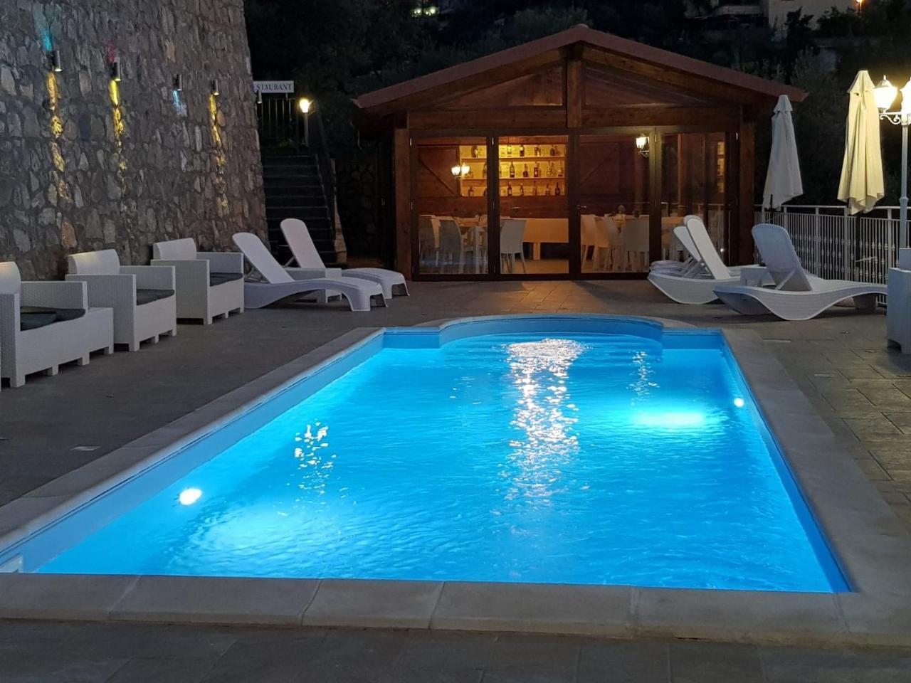 Villa Catie Castellammare di Stabia Exterior foto